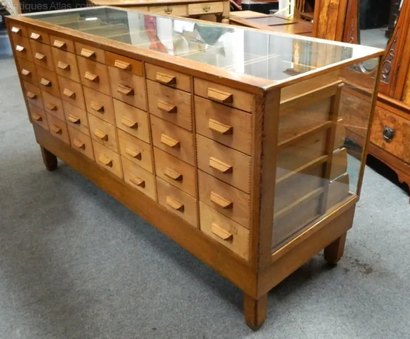 Counters of Consequence: Where Melbourne Still Sells a Single Button